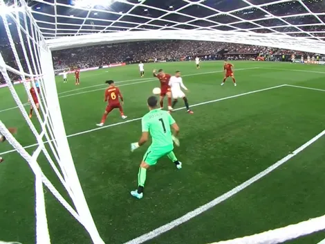 ¡Sufre Roma! Autogol le da el empate al Sevilla en la final
