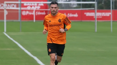 El Príncipe Charles no tiene fecha de retorno a las canchas