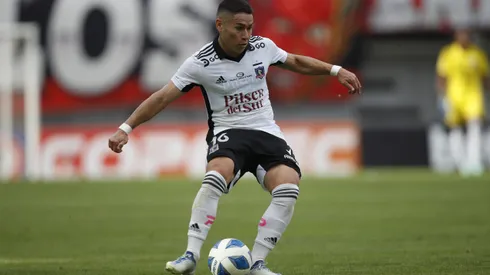 Óscar Opazo está cerca de regresar a Colo Colo, club del que salió de forma sorpresiva a Racing. Todo por la demora en su renovación, algo que Jean Beausejour no dejó pasar piola.