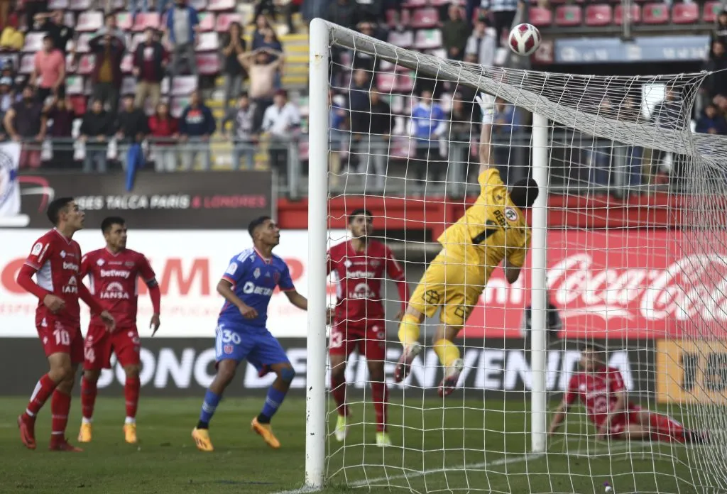 Nicola Pérez y una reacción que tuvo en el empate 1-1 de Ñublense ante Universidad de Chile. (Mauricio Ulloa/Photosport