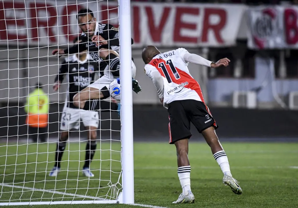 Nicolás de la Cruz le anotó un gol a Colo Colo con la camiseta de River Plate.  (Marcelo Endelli/Getty Images)