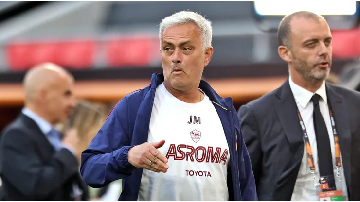 Mou jugará su quinta final continental a nivel de clubes. Nunca ha perdido una.