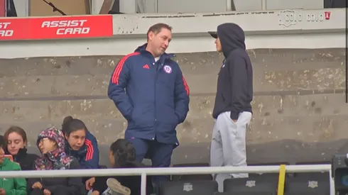 Mena comienza su tour de estadios para fortalecer a La Roja Fem