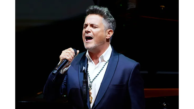 Alejandro Sanz preocupa a sus fanáticos con emotivo mensaje