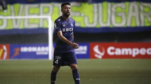 Mauricio Isla ya empieza a sonar en equipos del fútbol chileno. El primero de ellos: Universidad de Chile.