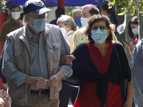 ¿Tienes más de 65 años? Revisa cómo postular al bono de 200 mil pesos