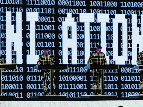 Kraftwerk hipnotiza al Movistar Arena con su espectáculo artístico