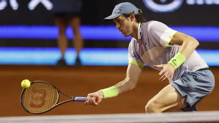 El Nico está en Suiza, disputando semifinales del Abierto de Ginebra.