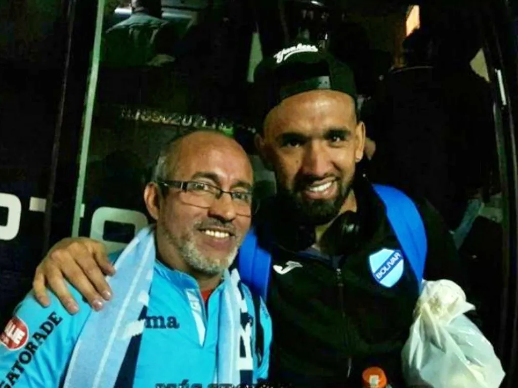 Jorge Fernández junto a su hijo Ronnie durante la primera etapa en Bolívar. | Foto: Archivo.