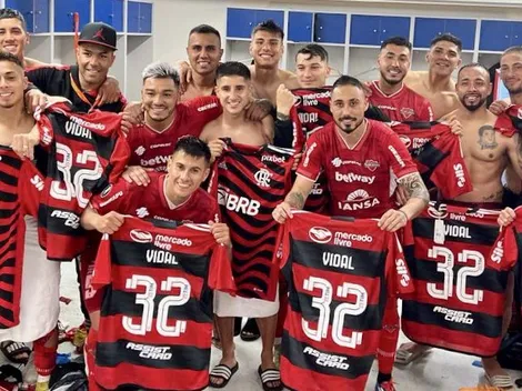 Vidal regala camisetas a todo el plantel de Ñublense