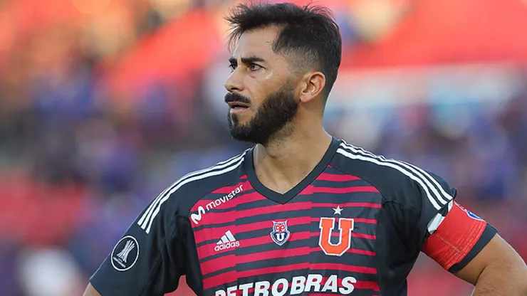 Johnny Herrera volvió a criticar a Azul Azul