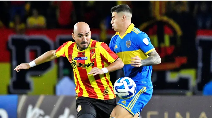 Deportivo Pereira se hizo fuerte de local ante Boca Juniors.