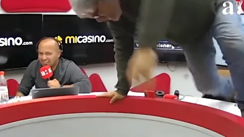 Guarello explica su zafarrancho tras gol perdido por Benegas en Colo Colo.