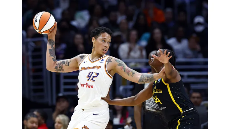 Brittney Griner de Phoenix Mercury en un partido contra Los Angeles Sparks.