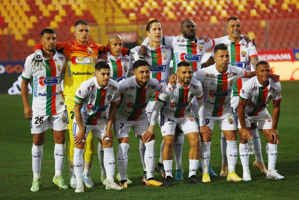 Cobresal, uno de los punteros del fútbol chileno junto a Huachipato, se tomará un receso sin entrenar hasta el lunes 5 de junio. | Foto: Photosport.