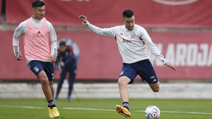 Matías Zaldivia en su primer entrenamiento con la selección chilena.