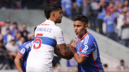Universidad de Chile y Universidad Católica igualaban sin goles.