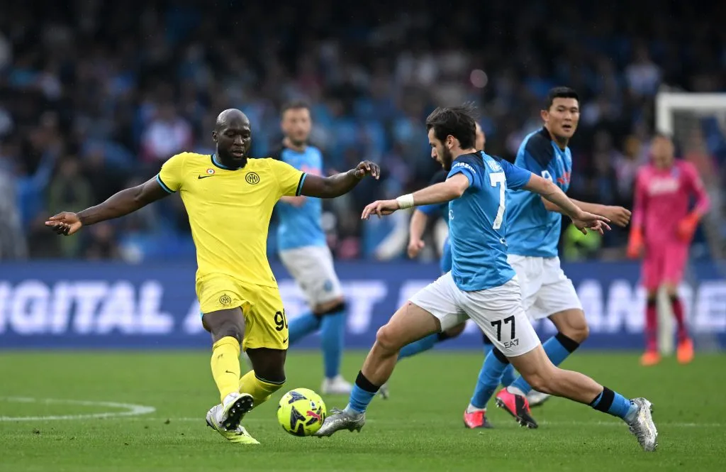 Napoli se impuso por 3-1 al Inter