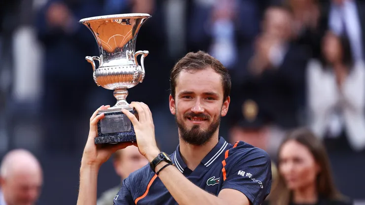 Daniil Medvedev sonrió en Roma