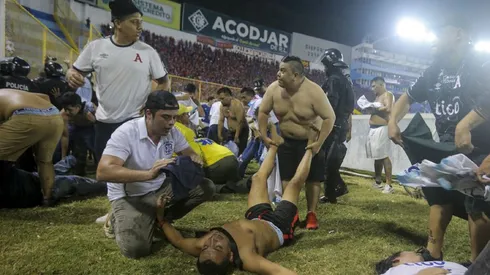 Las víctimas debieron ser atendidas en el campo de juego