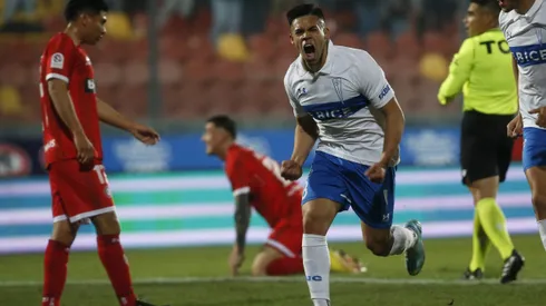 Gracias al empate con Unión La Calera, la Católica se puso en el cuarto lugar de la tabla de posiciones | Photosport