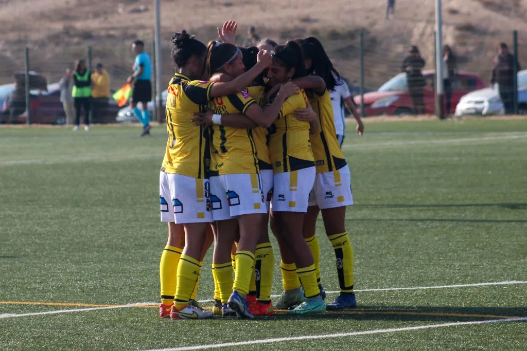 La celebración del gol de Waleska Campusano | Foto: Comunicaciones Coquimbo Unido