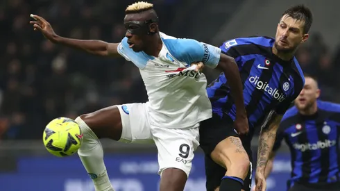 Napoli e Inter juegan un partidazo por la Serie A de Italia.