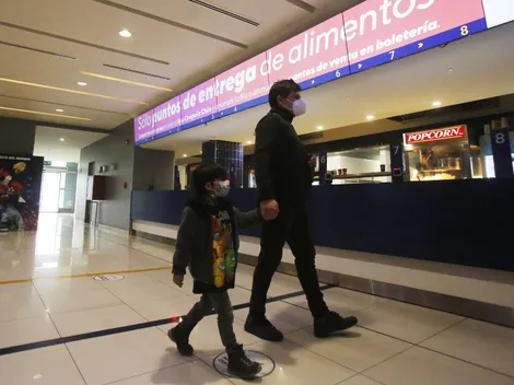 ¿Abrirán los cines y restaurantes el 21 de mayo?