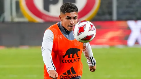 El jugador de Colo Colo volvió a la acción en la derrota de ayer ante Curicó Unido.