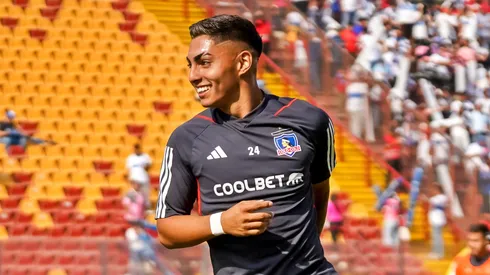 Jordhy Thompson ha tenido un renacer en Colo Colo... y al parecer, en su relación también.