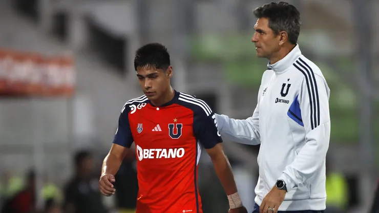 Darío Osorio tiene chance de emigrar en el mercado de pases de Universidad de Chile.
