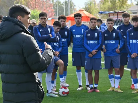 Vuelve a casa: Marcelino visita San Carlos y charla con la cantera