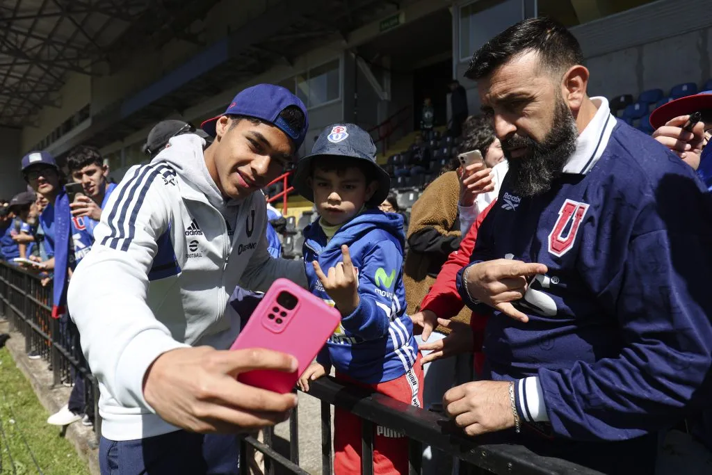 Darío Osorio es muy querido por los hinchas de Universidad de Chile. Foto: Javier Vergara/PHOTOSPORT