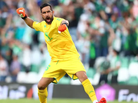 Claudio Bravo aventura el final de su carrera