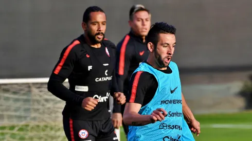 Jean Beausejour salió en defensa de la carrera de Mauricio Isla tras su partida de la UC.
