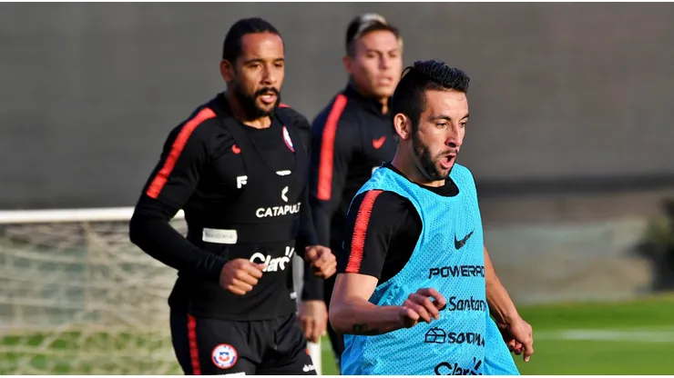 Jean Beausejour salió en defensa de la carrera de Mauricio Isla tras su partida de la UC.