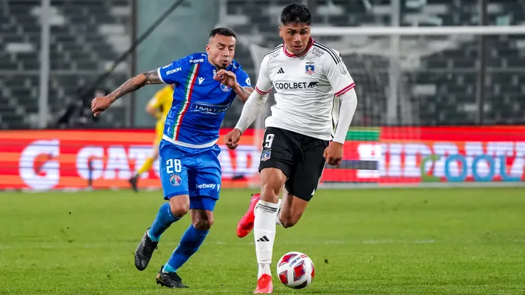 Damián Pizarro ha dejado buenas impresiones en Colo Colo, pero poco gol. ¿Se irá?