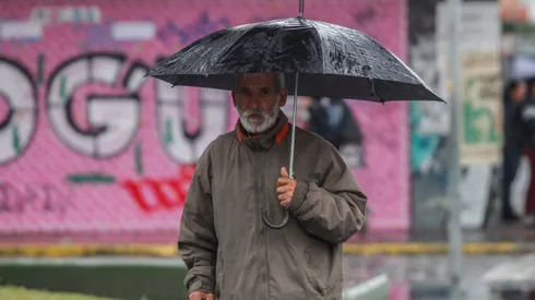¿Va a seguir lloviendo en Santiago este miércoles 17 de mayo?