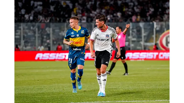 Marco Rojas en acción durante el empate de Colo Colo vs. Everton. El Kiwi se irá en junio del Cacique.