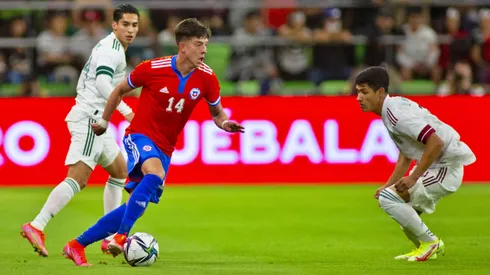 Pablo Parra ha jugado cuatro partidos con la selección chilena desde el 2021, anotando un gol con la Roja.