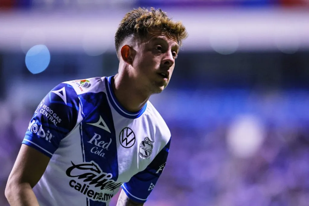 Pablo Parra tiene contrato con Puebla hasta mediados del 2024. ¿Será Colo Colo su nuevo destino? | Foto: Getty Images.