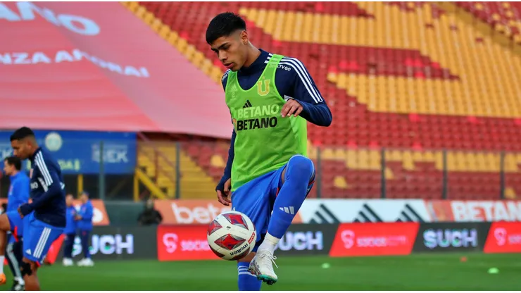 Darío Osorio sigue sin poder consolidarse en Universidad de Chile.