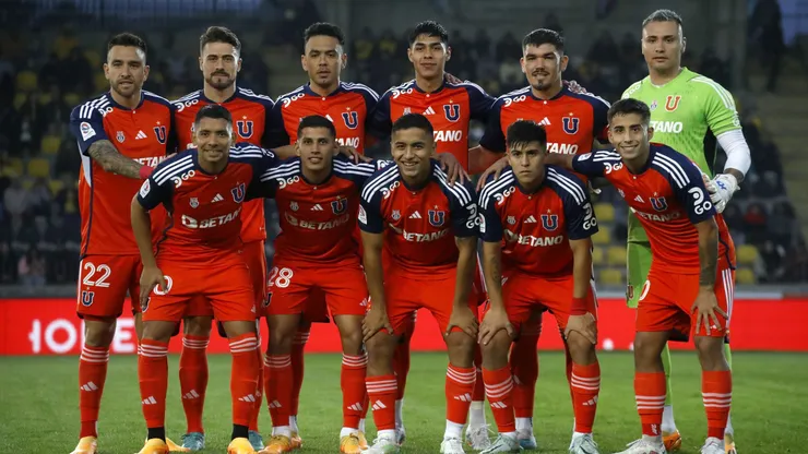 Universidad de Chile mueve nombres en su formación titular.