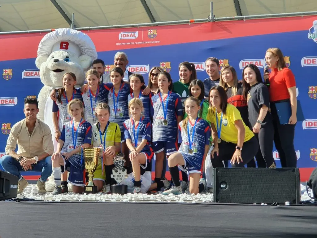 La final del torneo Futbolito Ideal contó con varias futbolistas destacadas del Campeonato Femenino 2023 como invitadas.