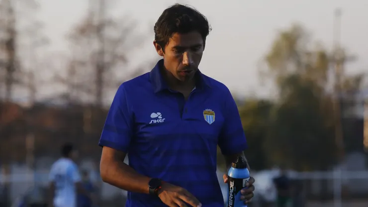 El ex DT de Magallanes es el favorito del plantel, dice El Mercurio