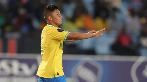 El jugador chileno, Marcelo Allende, solamente duró doce minutos en cancha en el empate sin goles ante el Wydad, por la Champions de la CAF.