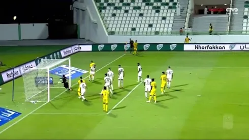 Felipe Gutiérrez anotó un golazo desde un tiro de esquina en el fútbol de Emiratos Árabes Unidos.