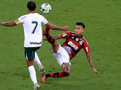 "Crack de la torcida" y "Titular absoluto": Pulgar enamora al Fla