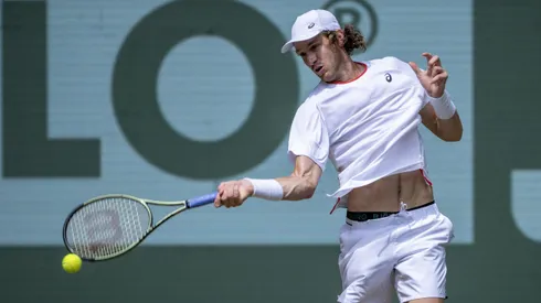 Jarry tendrá que esperar para terminar su debut en Wimbledon. | Foto: Getty
