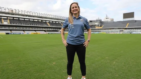 Histórica entrenadora brasileña llega a Colo Colo Femenino